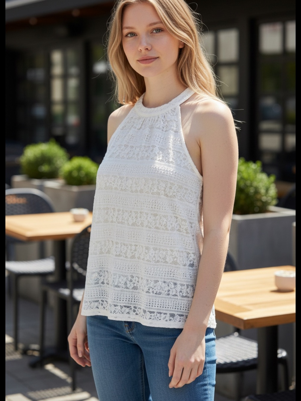 👗Monteau Cream Lace Halter Tank